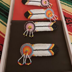 Beaded feather Barrett